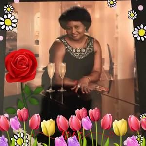 Meet your Posher, Rose